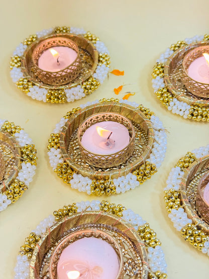 Kiran Phool tealight candle holder (Set of 4)